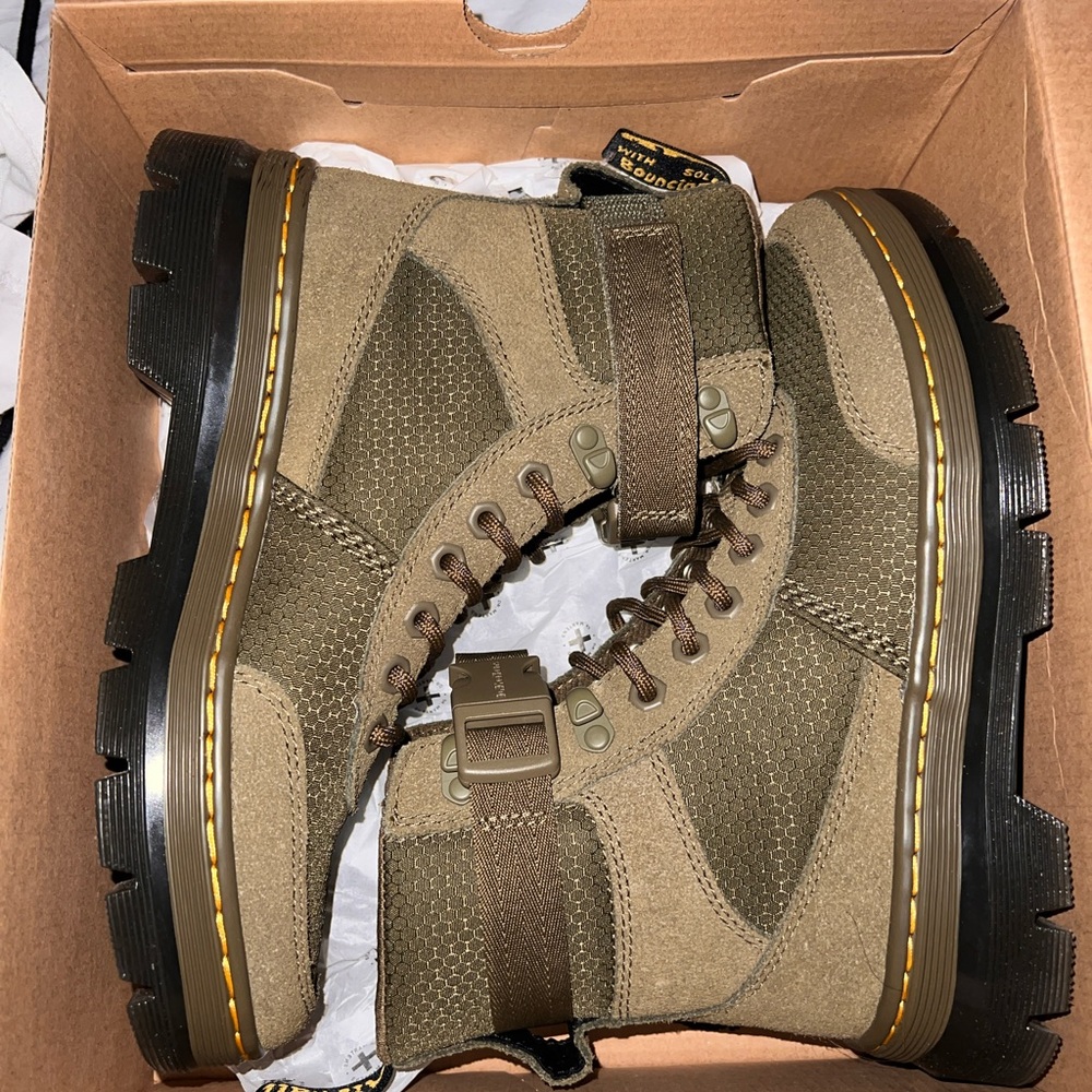 Dr.Martens Combat Utility Boot-Olive WORN ONCE comes with original box and bag